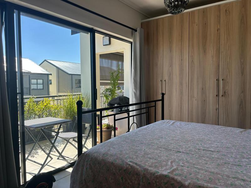 1 Bedroom Property for Sale in Sandown Western Cape